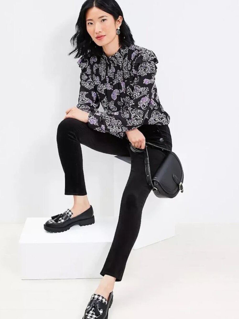 Loft Mariner black velveteen skinny pants - 6/28